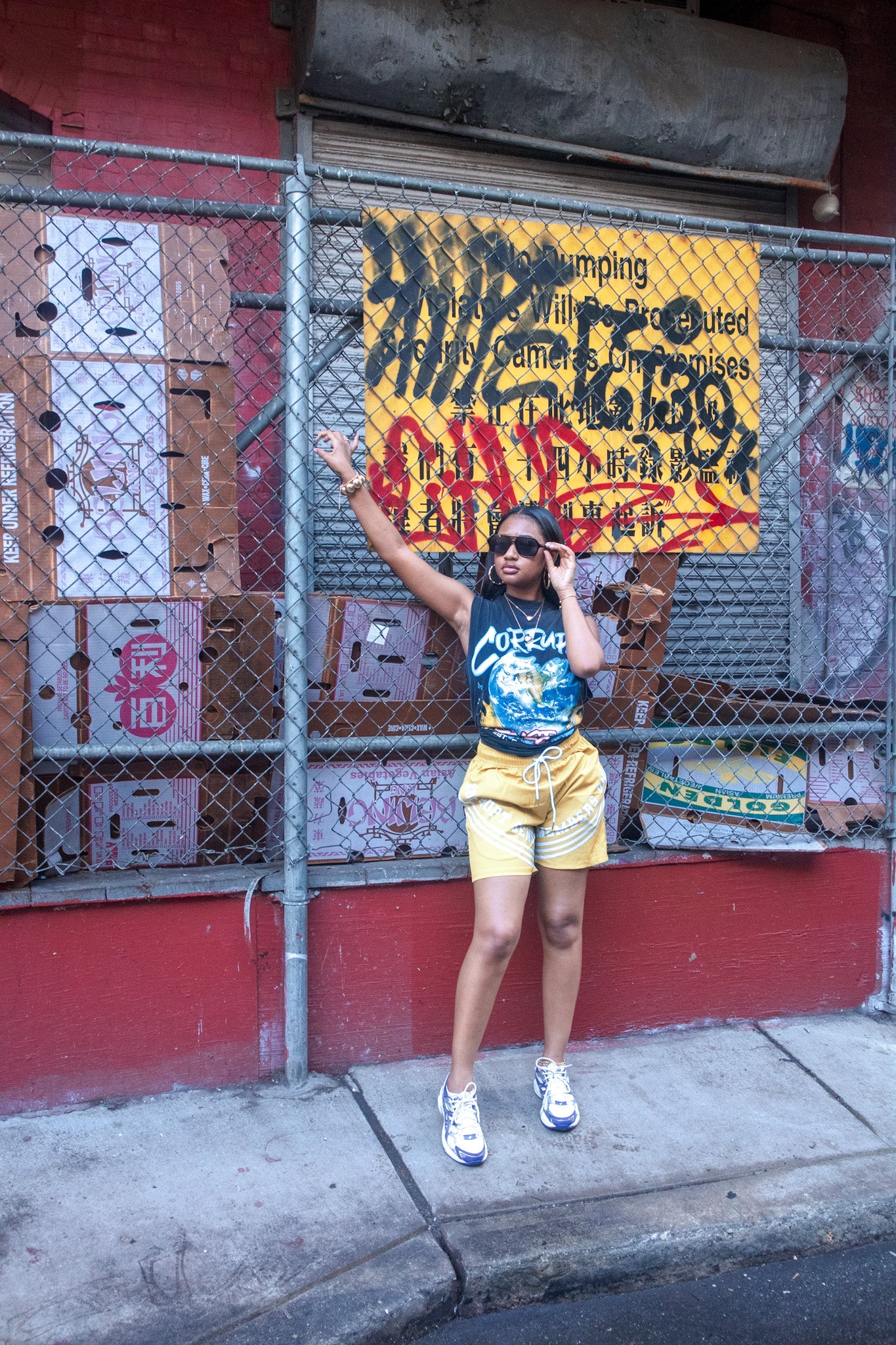 "OFF THE PLAYGROUND" SHORTS (YELLOW)